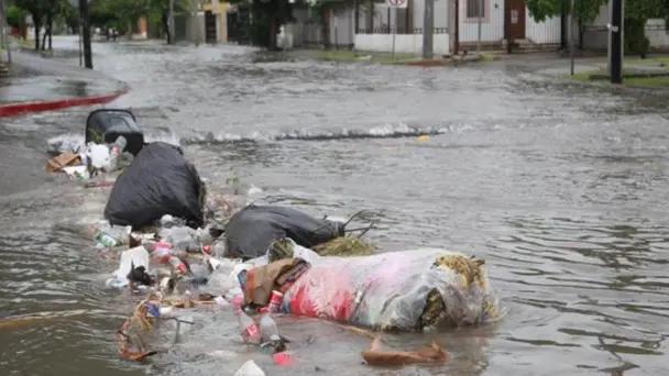 Mantienen recolección de basura a pesar de lluvias