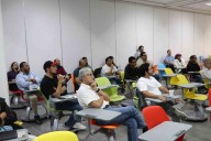 Invitan expertos a usar la IA de forma creativa para hacer negocios