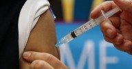 Exhortan vacunación contra VPH en menores para inicio de clases