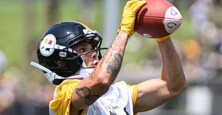 Aaron Rodgers gets brutally honest with Steelers WR