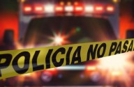 Dos lesionados deja volcadura de automóvil en autopista Tepic
