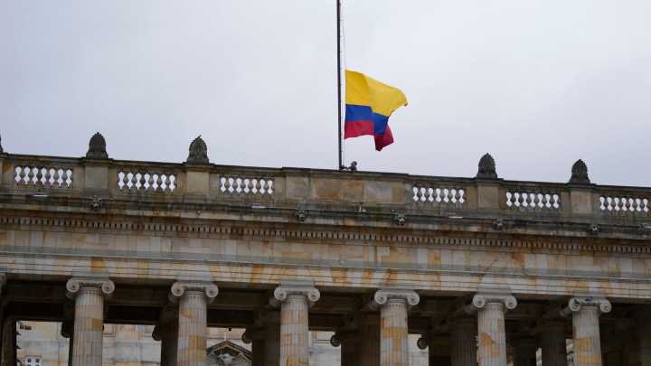 Colombian Sen. Miguel Uribe dies 2 months after being shot during a rally