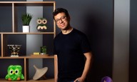 El director ejecutivo de Duolingo quiere tener una charla sobre la IA