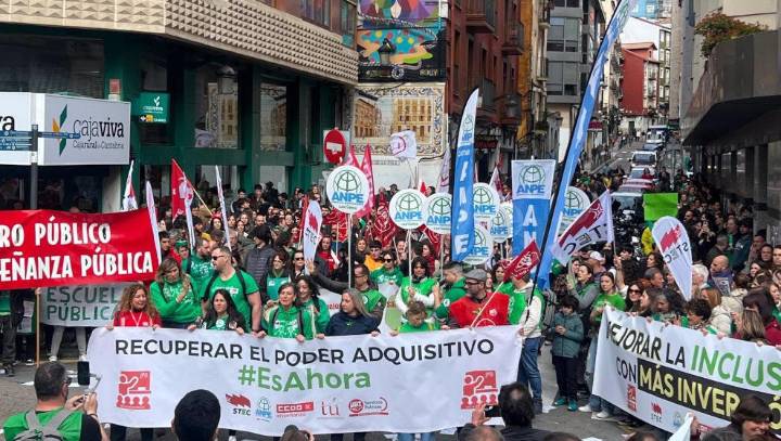 Acusan a Educación de querer “impedir de facto” la huelga con unos servicios mínimos que alcanzarían "el 90% de la plantilla"