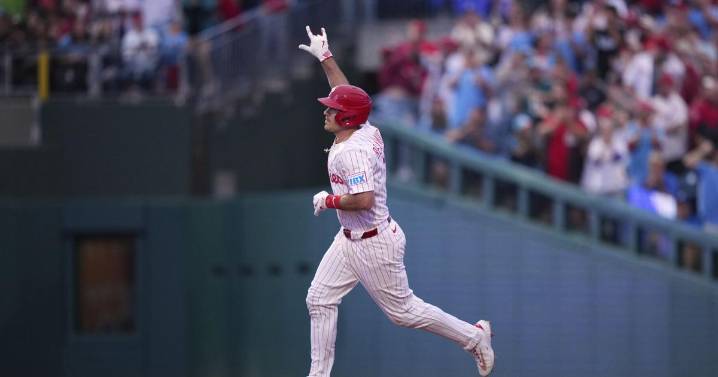 Turner, Harper power Phillies to 12