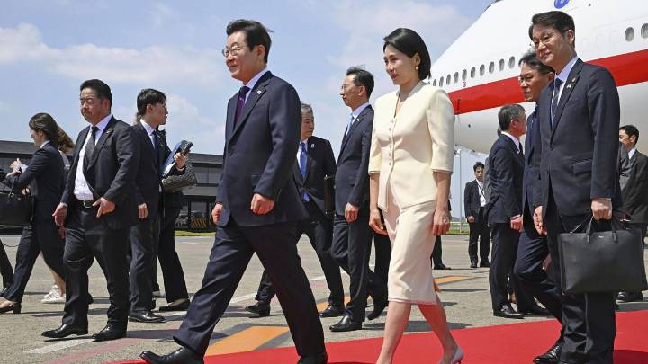 Trade and defense on the agenda as Trump hosts South Korea's Lee Jae Myung