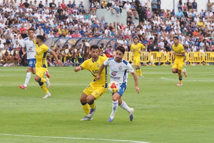 Derbi canario en Barranco Seco