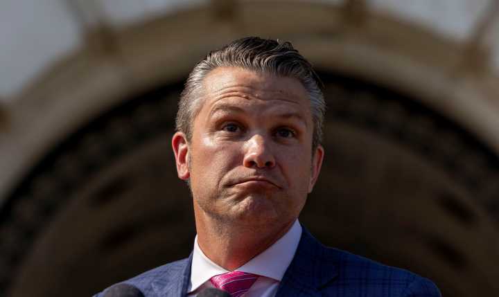 'Danger signs': Expert debunks 'ludicrous' lies told by Christian nationalists