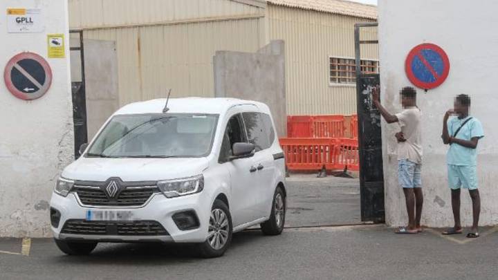 Salen de Canarias otros cinco menores migrantes rumbo a la Península
