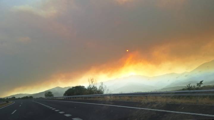 Extremadura confía en empezar "a atacar" el megaincendio de Jarilla si se cumplen las condiciones meteorológicas previstas
