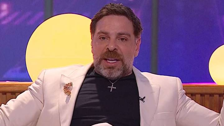 José Antonio Neme revela qué mujer chilena es su amor platónico y recibe su saludo: "La encuentro dulce, guapa, sexy"