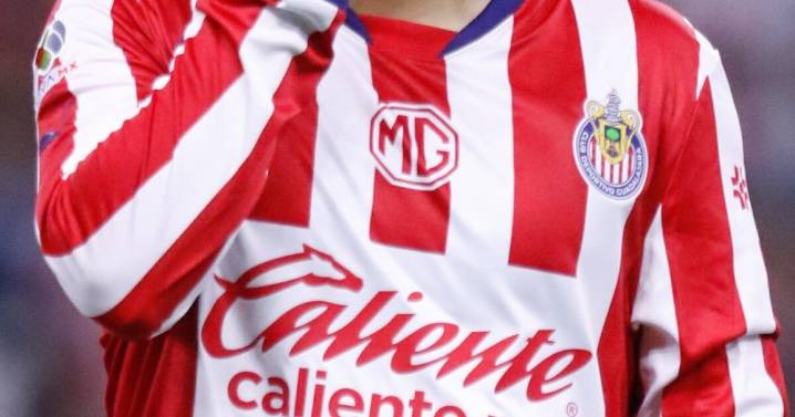 La oferta que lanza Club europeo por jugador de Chivas
