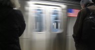 Accidente de autobús turístico en Nueva York deja cinco muertos