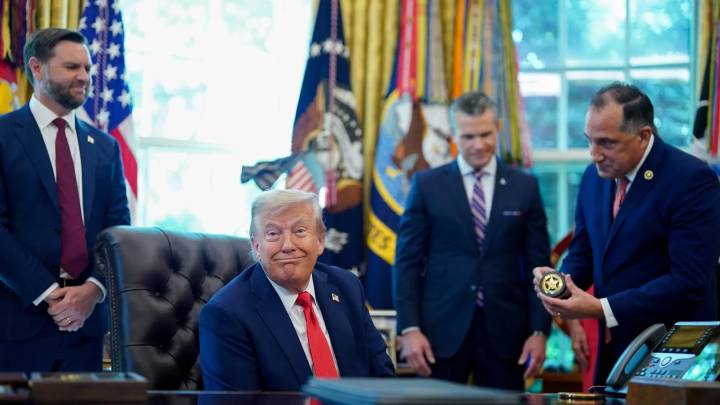 Trump se felicita por su gestión de la guerra de Ucrania y por su presión a la OTAN: "Me llaman el presidente de Europa"
