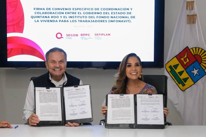 Firman acuerdo Mara Lezama y Octavio Romero, director del Infonavit para liberar 51 mil hipotecas en Quintana Roo a quienes ya liquidaron su crédito