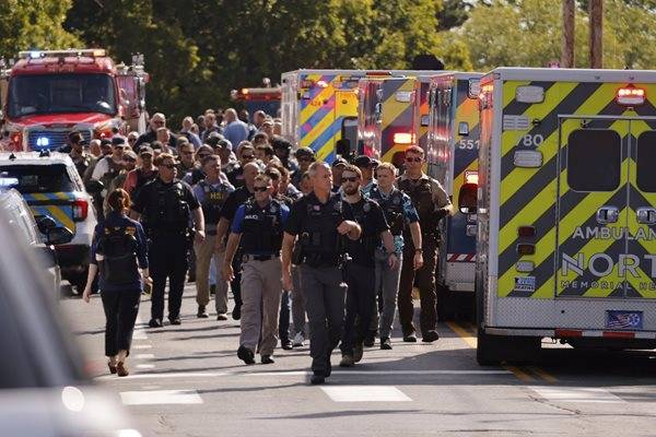 Minneapolis police: shooting at Catholic school has left 3 dead, including shooter, and 17 injured