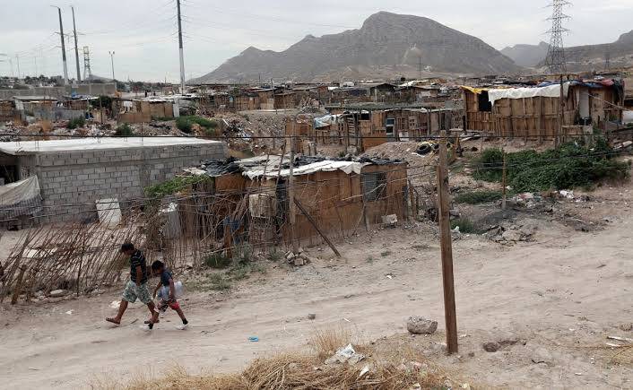 México logra reducción histórica en pobreza durante el gobierno de AMLO, según el INEGI