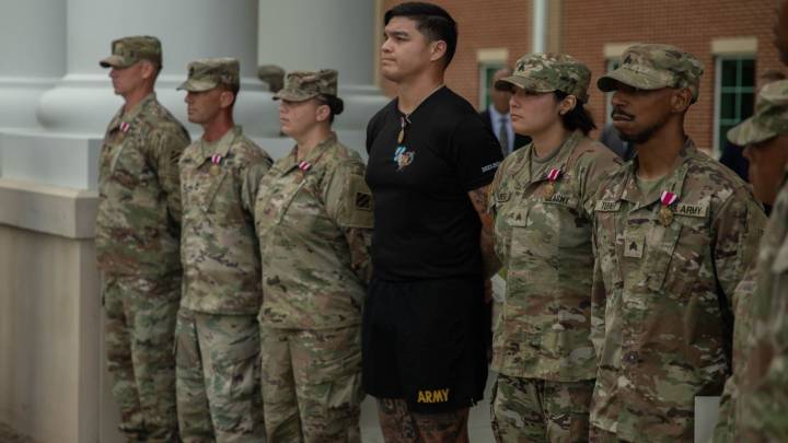 Evening Brief: Six Fort Stewart Soldiers Honored for Heroism in Active-Shooter Incident, Germany Suspends Military Exports to Israel Over Gaza Offensive
