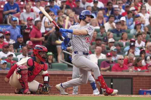 Slumping Tucker takes time off in stride