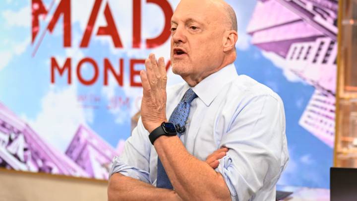 'Don't quit the market' when it's frothy, says Jim Cramer. Here's why