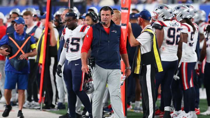Mike Vrabel wants to find "rats" leaking injury info