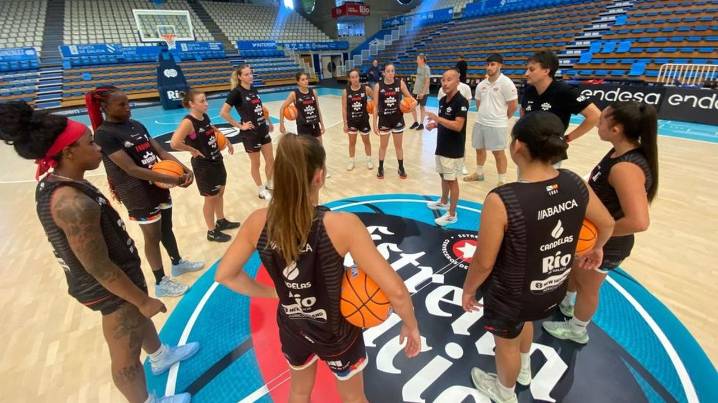 Se acabaron las vacaciones para un Ensino que arranca con siete fichajes