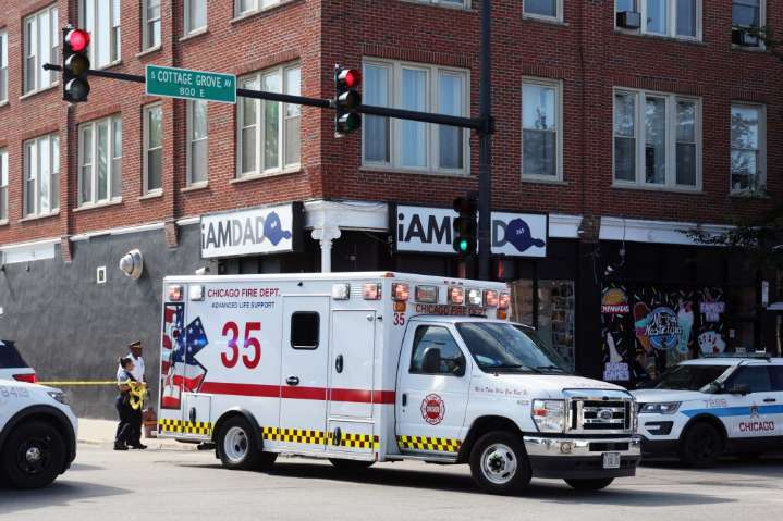 5 injured in Bronzeville shooting