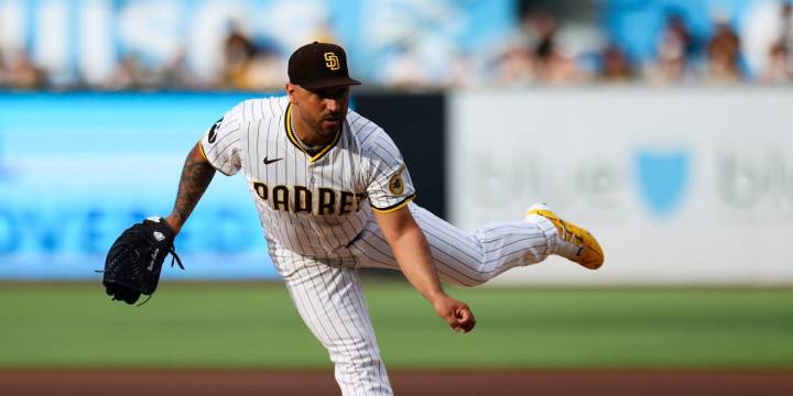 Nestor Cortes holds Dodgers to one hit as Padres take over first place