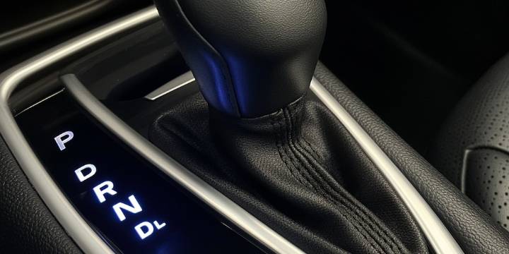 Cuál es el verdadero significado de la letra D en una caja de cambios de un carro automático