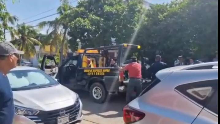 Chocan patrulla de SSP y camioneta, en Coatza; tres policías y un civil, lesionados