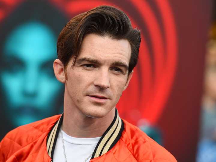 Drake Bell pide el divorcio y presume nueva novia mexicana