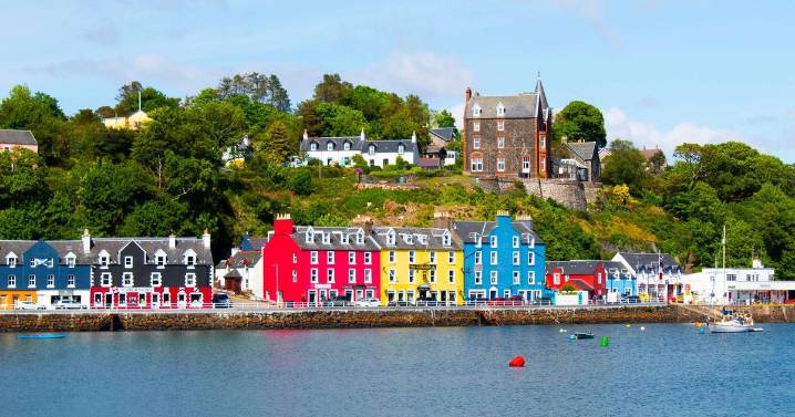 Dream job making biscuits on Scots 'Balamory' island with accommodation provided