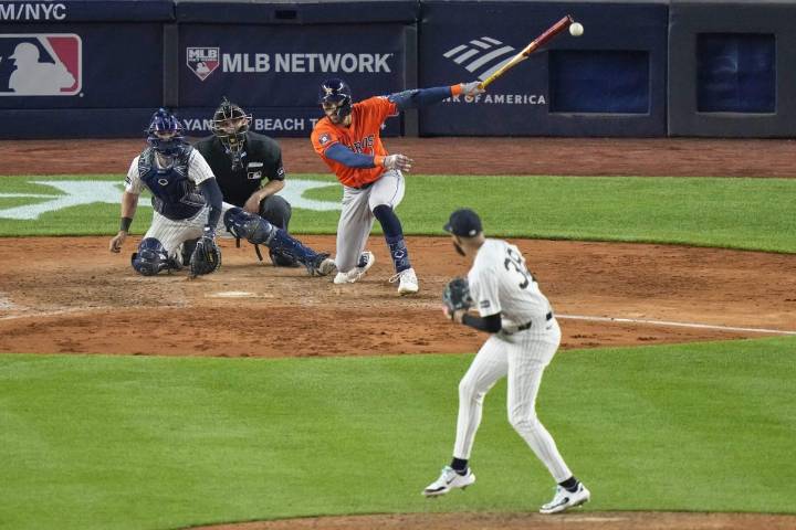 Yankees' Devin Williams says 'I stink' after latest blow-up, but why was he out there?