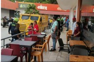 Taquillazo a bala en Santa Marta deja escoltas, menor y ladrón heridos