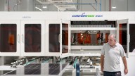 La primera fábrica de paneles solares de Argentina se prepara para producir