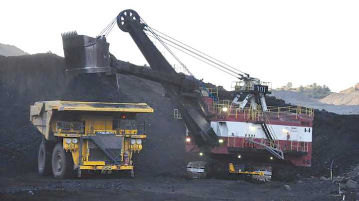 Once Called A 'House of Cards,' Navajo Energy Mounts Wyoming Coal Comeback
