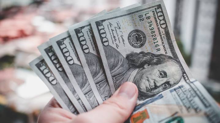 Dólar: a cuánto cotizan el oficial y las otras opciones cambiarias este viernes 8 de agosto