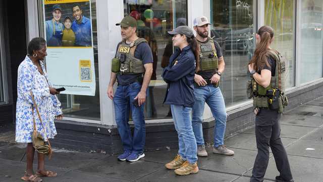 Federal crackdown in Washington DC sparks protests