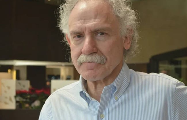 Muere el escritor y médico Arnoldo Kraus