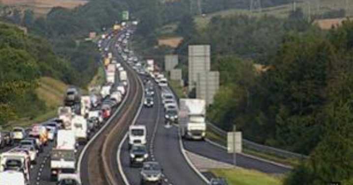 Edinburgh A720 tailbacks as city prepares for final night of Oasis gigs