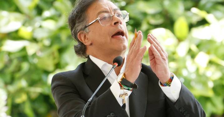 Afirma presidente de Colombia que el Cártel de los Soles no existe
