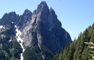 Man dies after BASE jump at Mount Baring