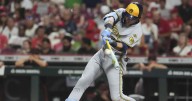 Yelich hits 2 HRs as MLB-best Brewers rally past Reds 10-8, tie club record with 13th straight win
