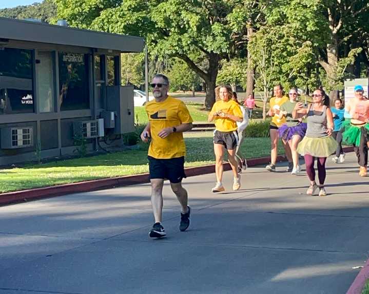 Clackamas CC president raises thousands for Salem students with 1,400