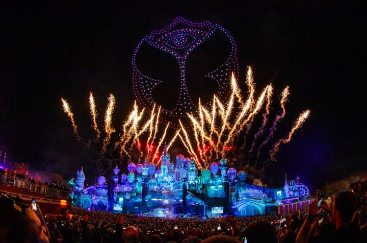 The Ultimate Guide to Festivals Celebrating Latin Music & More in 2025 (Updating)