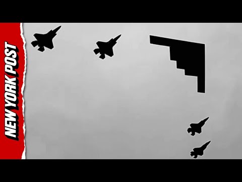 B-2 Bomber and Fighter Jets Fly Over Trump and Putin on Alaska Tarmac