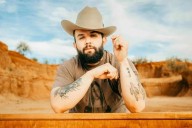 Carin León une su voz a Kacey Musgraves y Bon Jovi