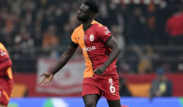 Davinson Sánchez definió su futuro; Galatasaray aprobó la decisión