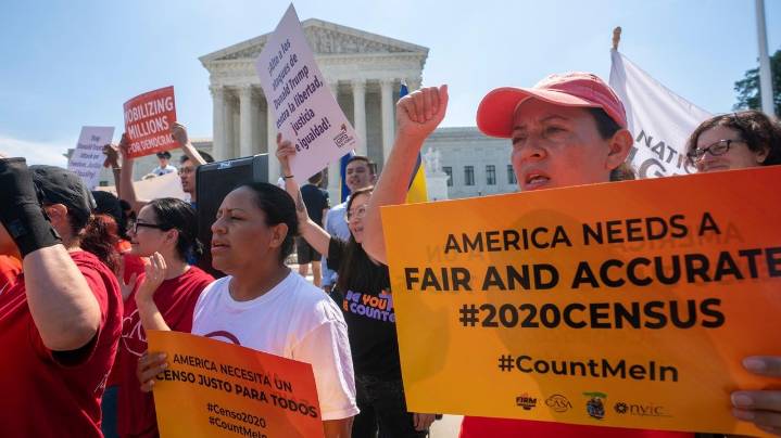 Q&A: Can Trump hold a census in the middle of a decade and exclude immigrants in the US illegally?