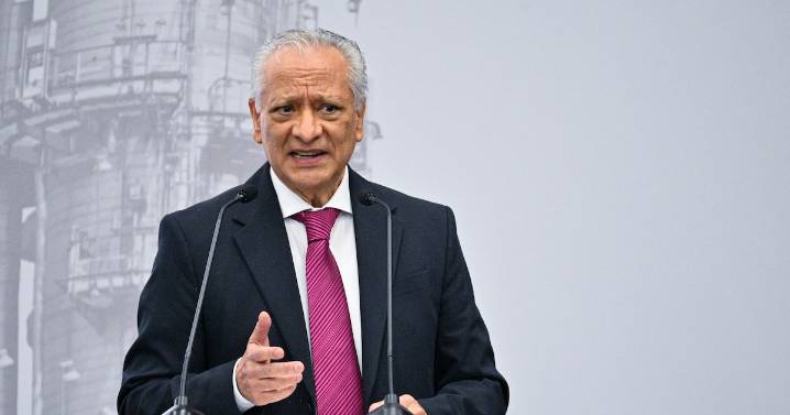 CEO de Pemex advierte problema de seguridad nacional en México por dependencia de gas estadounidense